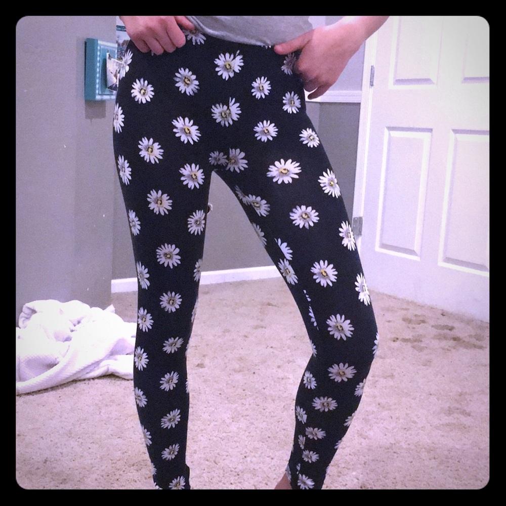 daisy leggings